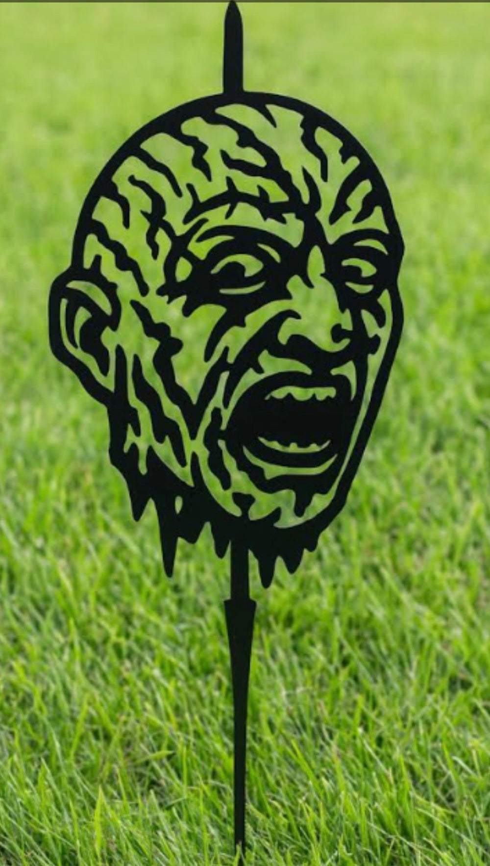Fred, Horror Severed Head Metal Yard Stake