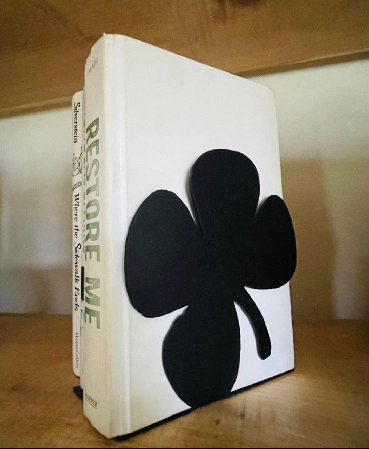 Shamrock Bookends