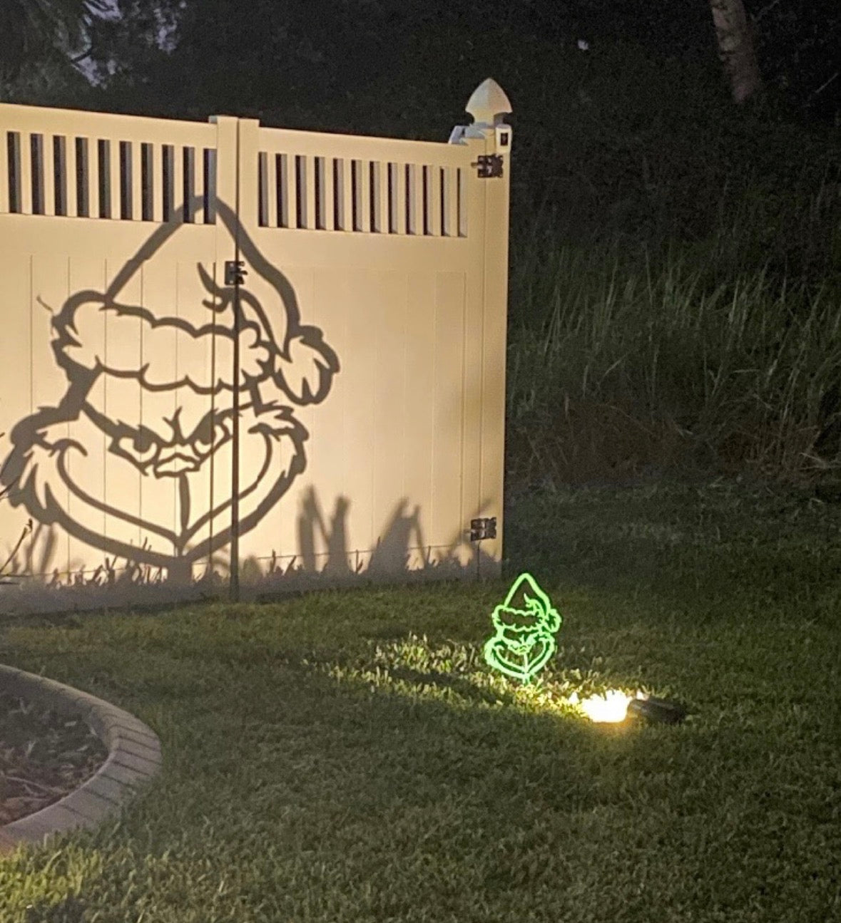 Metal Grinch Stake