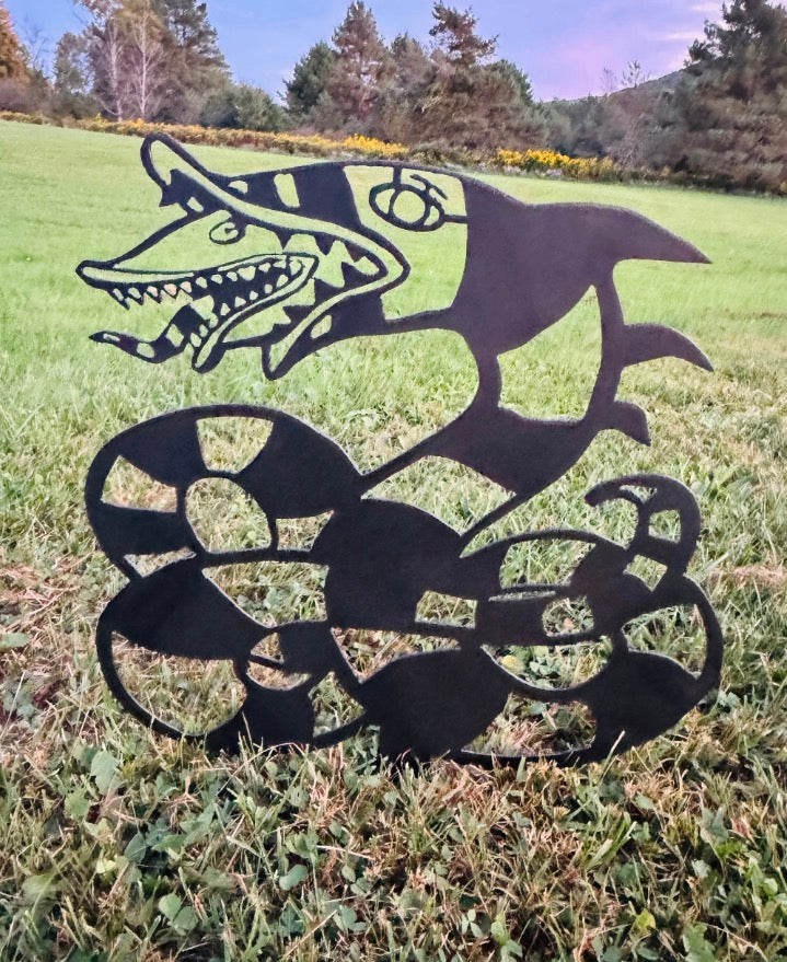 Sandworm Yard Stake